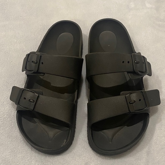 unbranded Shoes - Sleek Black Women's Buckle Sandals